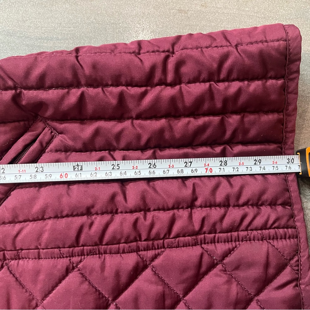Women’s Quilted Barn Jacket Field Coat Burgundy Gold Hardware Size Large Preppy - Picture 6 of 10